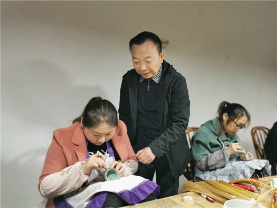 下载 (25).jpg